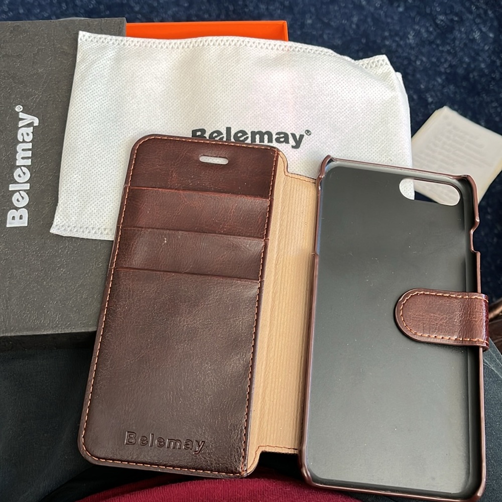 EUC Belemay leather 7/8 plus I phone wallet